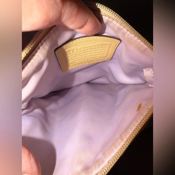 **SALE**Coach Beige Signature Crossbody Bag from 2008 - Picture 6 of 16